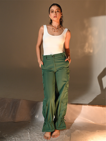 Pantalón cargo en drill bota ajustada Agua