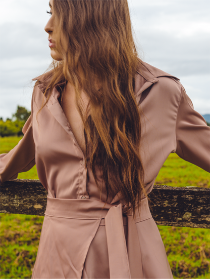 Camisa en seda suave con silueta ajustada Cristalina