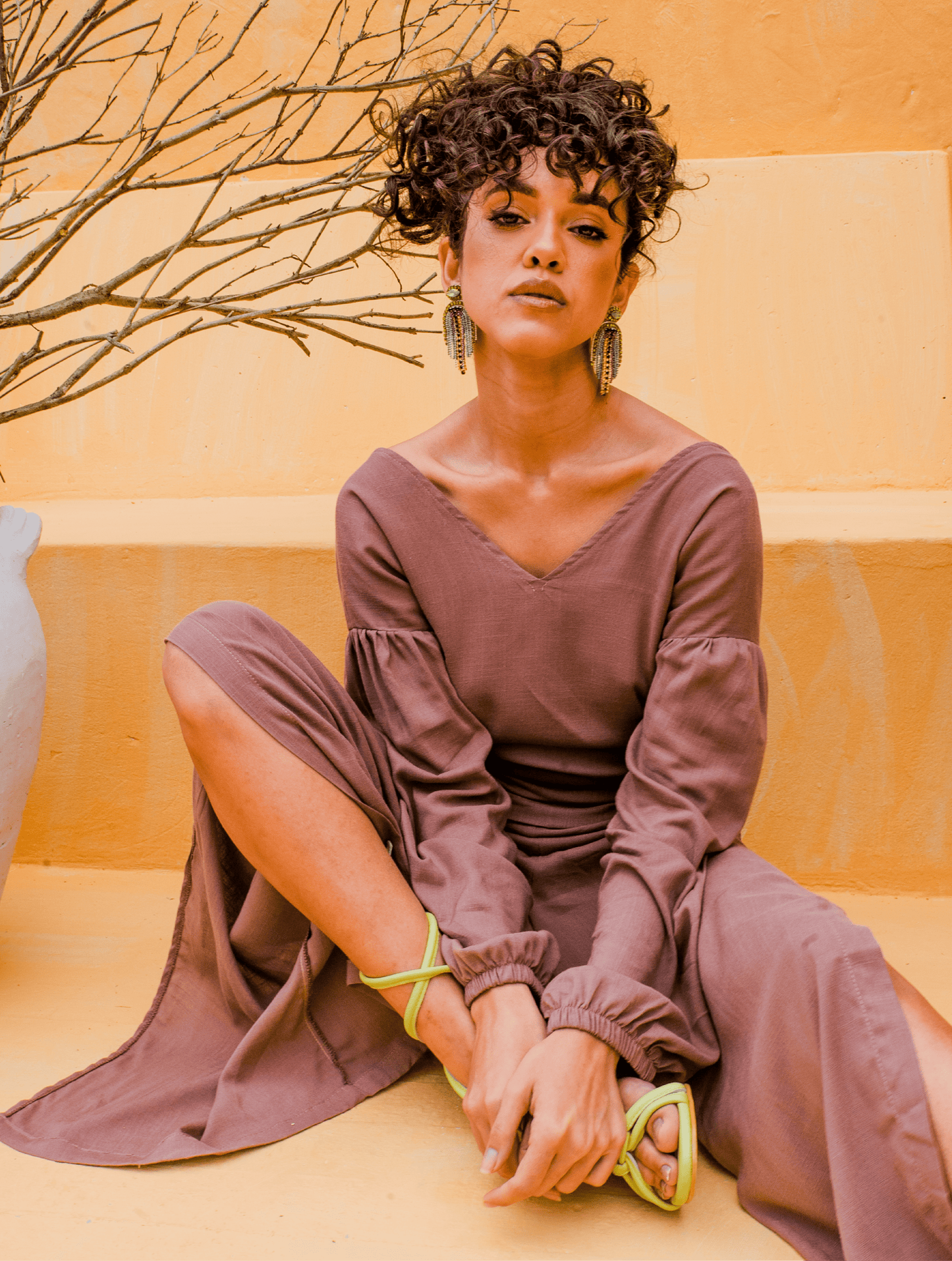 Set en lino crop top manga larga y pantalón con abertura Kubeo