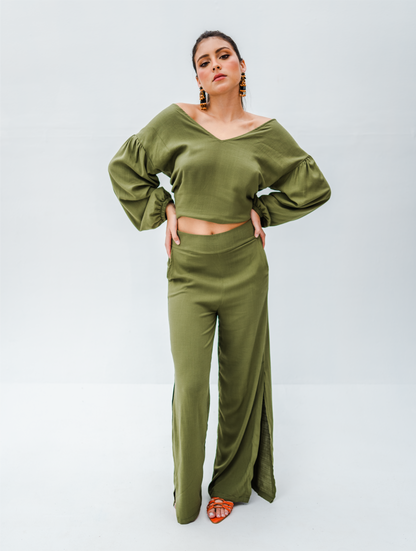 Set en lino crop top manga larga y pantalón con abertura Kubeo